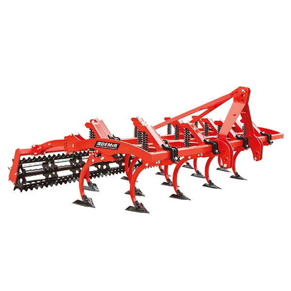 Cultivateur à ressort lourd